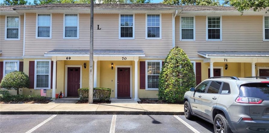 Condominio en Gainesville, Florida, 2 dormitorios № 1797791