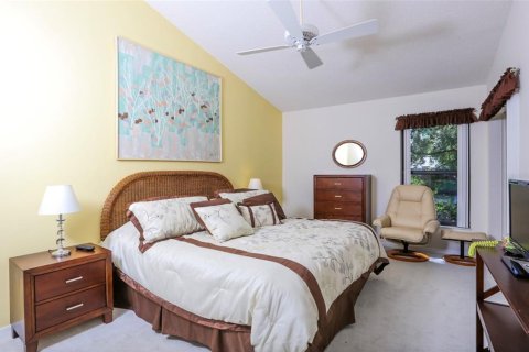 House in Venice, Florida 2 bedrooms, 155.61 sq.m. № 214759 - photo 2