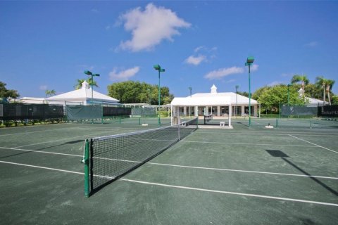 House in Venice, Florida 2 bedrooms, 155.61 sq.m. № 214759 - photo 17
