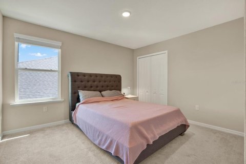 House in San Antonio, Florida 5 bedrooms, 284.19 sq.m. № 1717593 - photo 26