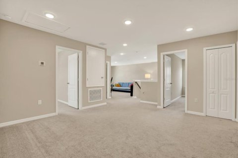 House in San Antonio, Florida 5 bedrooms, 284.19 sq.m. № 1717593 - photo 21