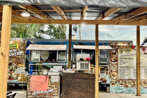 Propiedad comercial en venta en Gibsonton, Florida, 371.33 m2 № 1911527 - foto 3