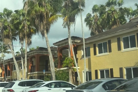 Condo in Homestead, Florida, 2 bedrooms  № 1692627 - photo 3
