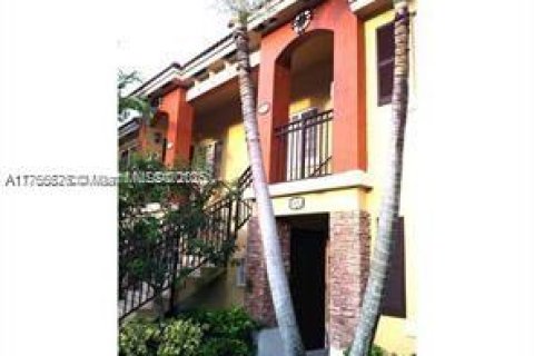 Condo in Homestead, Florida, 2 bedrooms  № 1692627 - photo 21