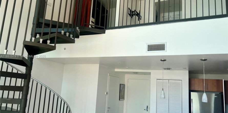 Condo à Miami, Floride, 1 chambre № 1857584