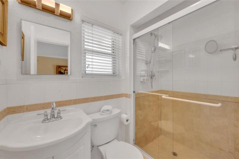 Condominio en venta en Fort Lauderdale, Florida, 1 dormitorio, 55.83 m2 № 2082871 - foto 19