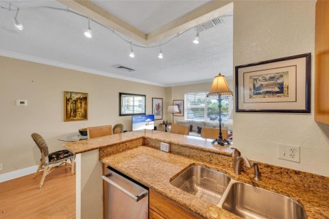 Condominio en venta en Fort Lauderdale, Florida, 1 dormitorio, 55.83 m2 № 2082871 - foto 12