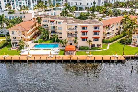 Condominio en venta en Fort Lauderdale, Florida, 1 dormitorio, 55.83 m2 № 2082871 - foto 2