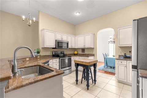 Villa ou maison à vendre à Summerfield, Floride: 4 chambres, 208.66 m2 № 2196009 - photo 5