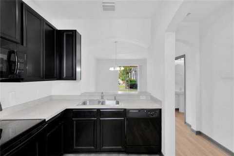 Townhouse in Riverview, Florida 2 bedrooms, 104.05 sq.m. № 1733741 - photo 8