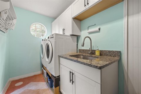 Villa ou maison à vendre à Apopka, Floride: 4 chambres, 180.04 m2 № 2151914 - photo 25