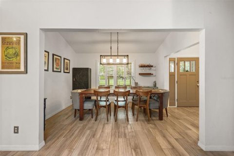 Villa ou maison à vendre à Apopka, Floride: 4 chambres, 180.04 m2 № 2151914 - photo 10