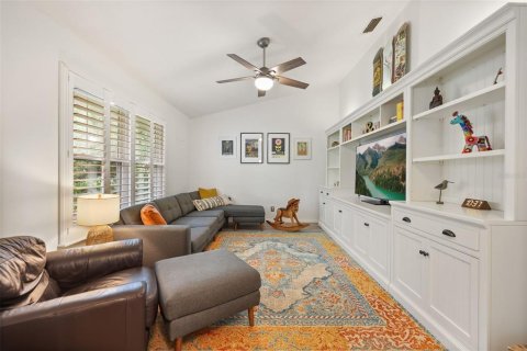 Villa ou maison à vendre à Apopka, Floride: 4 chambres, 180.04 m2 № 2151914 - photo 8