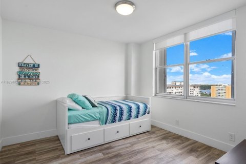 Copropriété à louer à Hollywood, Floride: 2 chambres, 97.55 m2 № 1946458 - photo 23