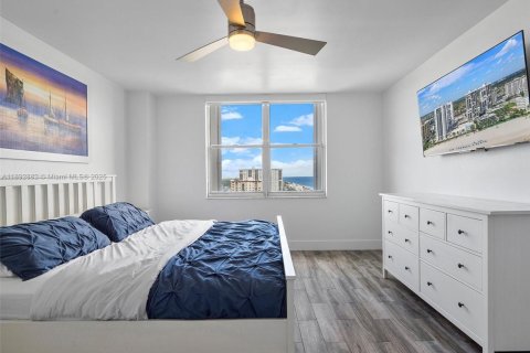 Copropriété à louer à Hollywood, Floride: 2 chambres, 97.55 m2 № 1946458 - photo 21