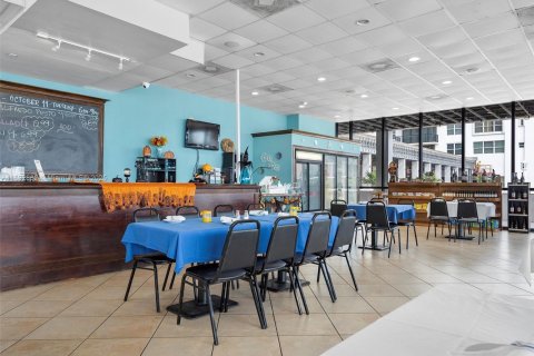 Copropriété à louer à Hollywood, Floride: 2 chambres, 97.55 m2 № 1946458 - photo 29