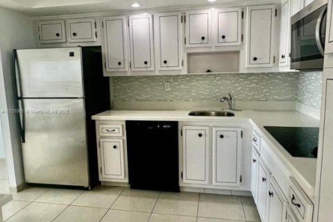 Copropriété à vendre à Aventura, Floride: 1 chambre, 93.37 m2 № 1936764 - photo 3