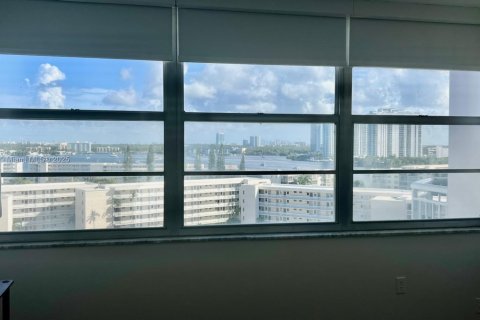 Copropriété à vendre à Aventura, Floride: 1 chambre, 93.37 m2 № 1936764 - photo 7