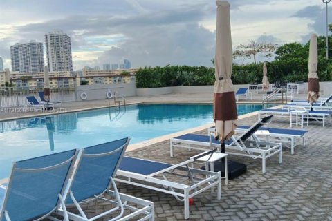 Copropriété à vendre à Aventura, Floride: 1 chambre, 93.37 m2 № 1936764 - photo 12