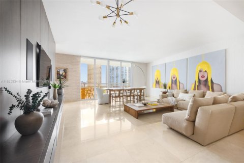 Condo in Miami, Florida, 3 bedrooms  № 1790313 - photo 5