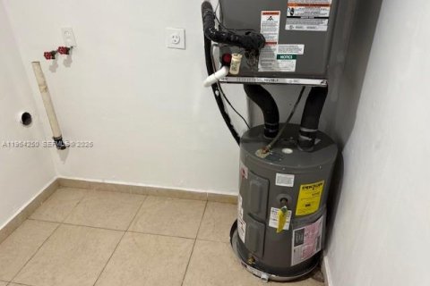 Immobilier commercial à vendre à Miami Gardens, Floride: 164.99 m2 № 2026160 - photo 26