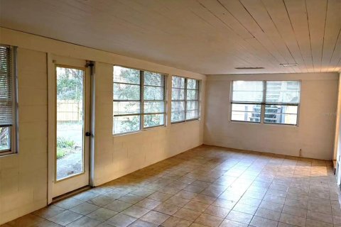 Villa ou maison à louer à Orlando, Floride: 5 chambres, 371.61 m2 № 2416518 - photo 7