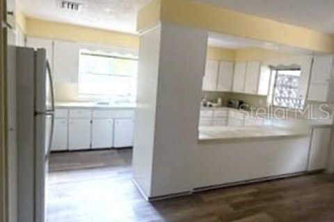 Villa ou maison à louer à Orlando, Floride: 5 chambres, 371.61 m2 № 2416518 - photo 10
