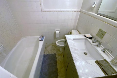 Villa ou maison à louer à Orlando, Floride: 5 chambres, 371.61 m2 № 2416518 - photo 28