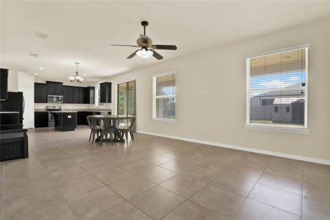 House in Kissimmee, Florida 5 bedrooms, 282.79 sq.m. № 1597733 - photo 5