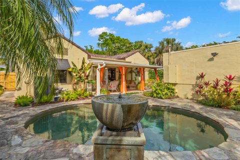 House in Saint Petersburg, Florida 3 bedrooms, 175.59 sq.m. № 1760439 - photo 28