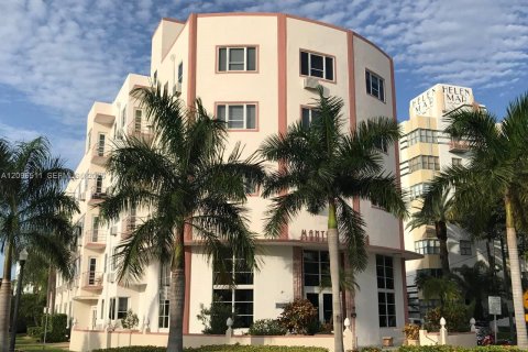 Copropriété à vendre à Miami Beach, Floride: 20.44 m2 № 2388385 - photo 18