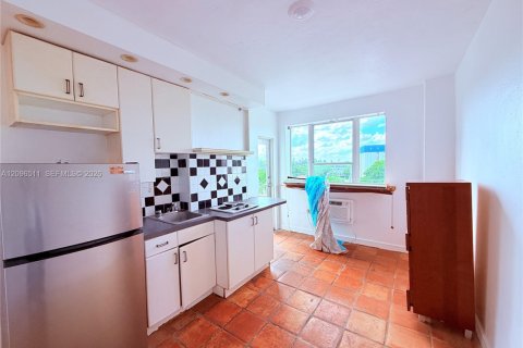 Copropriété à vendre à Miami Beach, Floride: 20.44 m2 № 2388385 - photo 2