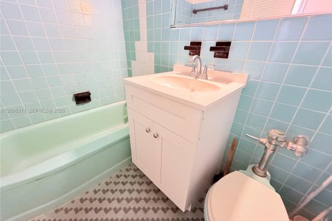 Copropriété à vendre à Miami Beach, Floride: 20.44 m2 № 2388385 - photo 4