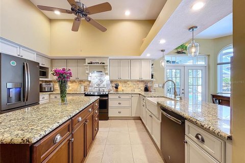 House in Oldsmar, Florida 4 bedrooms, 260.87 sq.m. № 1811087 - photo 10