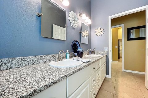 House in Oldsmar, Florida 4 bedrooms, 260.87 sq.m. № 1811087 - photo 26