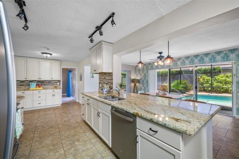 Villa ou maison à vendre à Largo, Floride: 3 chambres, 161.84 m2 № 1751228 - photo 15