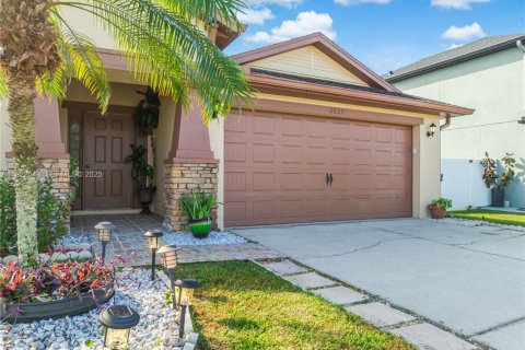 Villa ou maison à vendre à Kissimmee, Floride: 3 chambres, 170.2 m2 № 1976374 - photo 11