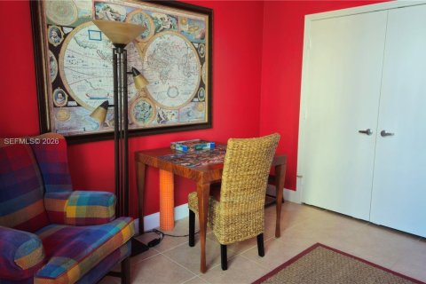 Купить кондоминиум в Майами, Флорида 5 комнат, 131.83м2, № 1996904 - фото 25