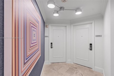 Купить кондоминиум в Майами-Бич, Флорида 45.62м2, № 1958126 - фото 27