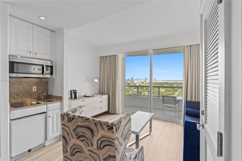 Купить кондоминиум в Майами-Бич, Флорида 45.62м2, № 1958126 - фото 15