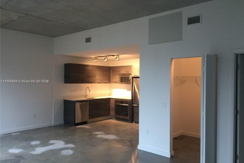 Condominio en venta en Miami, Florida, 1 dormitorio, 48.87 m2 № 1934356 - foto 14