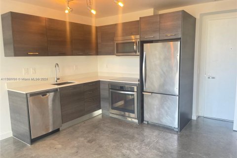 Condominio en venta en Miami, Florida, 1 dormitorio, 48.87 m2 № 1934356 - foto 6