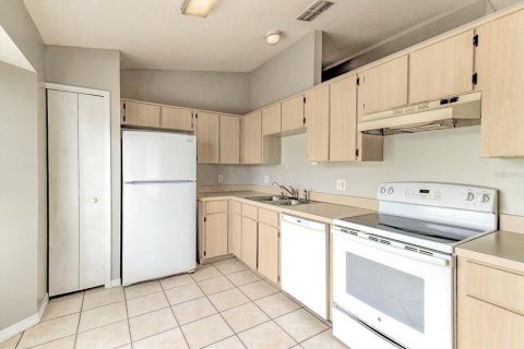 House in Winter Springs, Florida 2 bedrooms, 102.66 sq.m. № 1597757 - photo 7