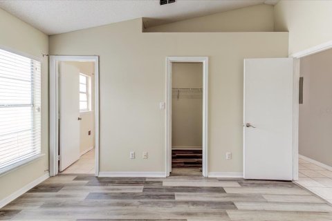 House in Winter Springs, Florida 2 bedrooms, 102.66 sq.m. № 1597757 - photo 13