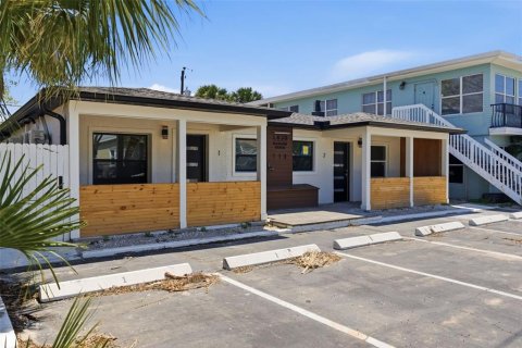 Apartamento en alquiler en Madeira Beach, Florida, 1 dormitorio, 55.74 m2 № 2093736 - foto 4
