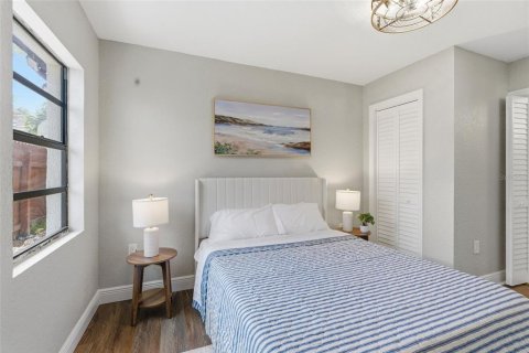 Apartamento en alquiler en Madeira Beach, Florida, 1 dormitorio, 55.74 m2 № 2093736 - foto 16