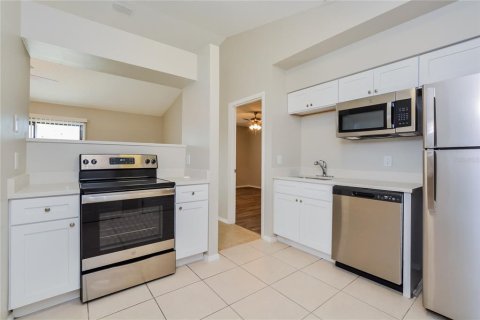 Casa en alquiler en Deltona, Florida, 3 dormitorios, 95.88 m2 № 1911486 - foto 6