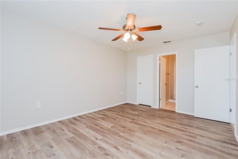 Casa en alquiler en Deltona, Florida, 3 dormitorios, 95.88 m2 № 1911486 - foto 8