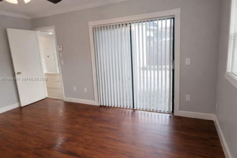 Villa ou maison à louer à Boca Raton, Floride: 2 chambres, 107.02 m2 № 2026786 - photo 24