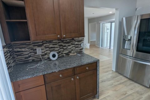 Villa ou maison à louer à Boca Raton, Floride: 2 chambres, 107.02 m2 № 2026786 - photo 16